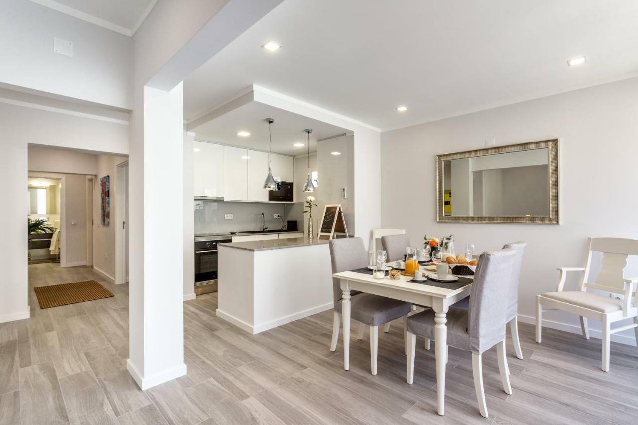 Luxury Beach Apartment At Armação de Pêra Εξωτερικό φωτογραφία